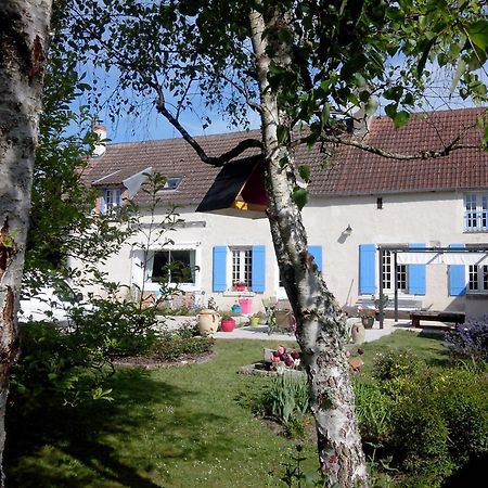 Les Hirondelles Bed & Breakfast อังแซ็ง ภายนอก รูปภาพ