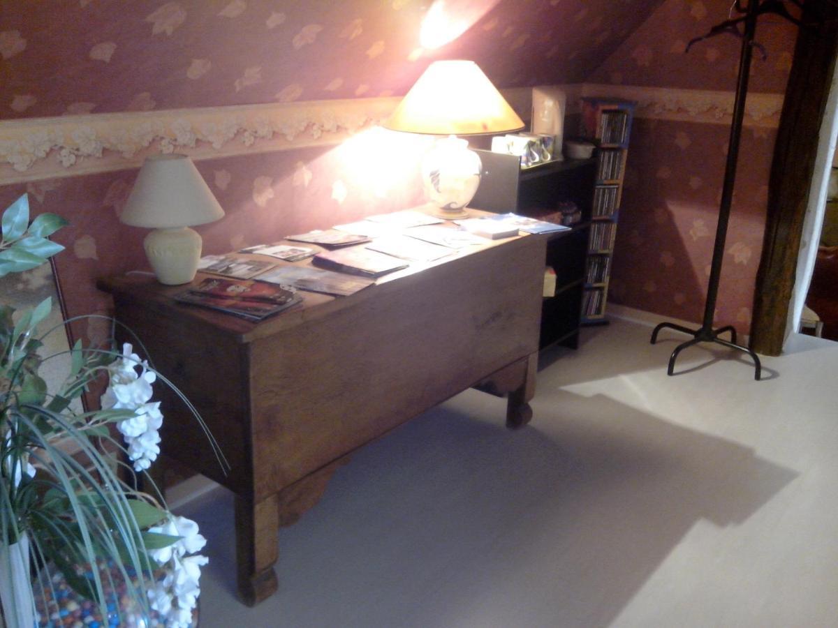Les Hirondelles Bed & Breakfast อังแซ็ง ภายนอก รูปภาพ