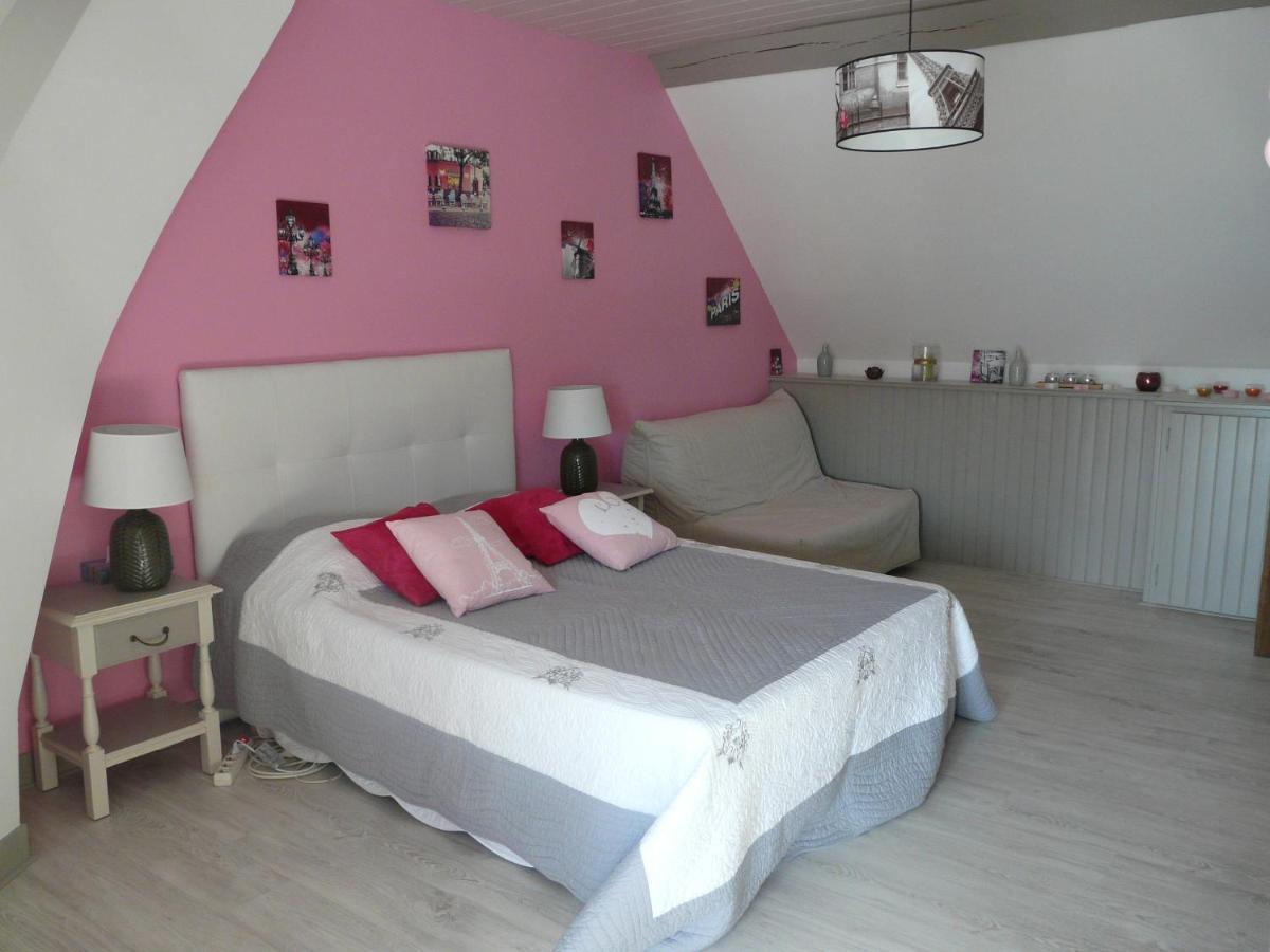 Les Hirondelles Bed & Breakfast อังแซ็ง ภายนอก รูปภาพ
