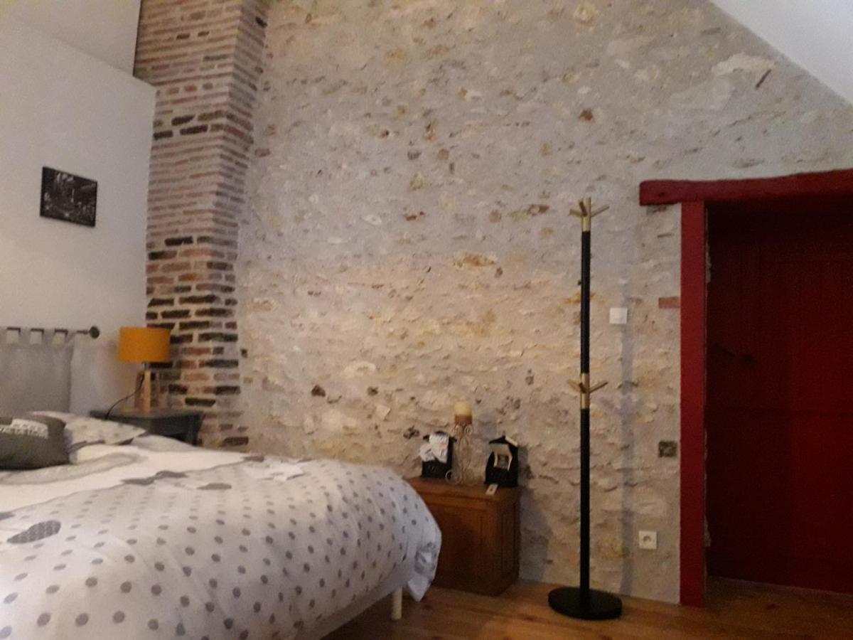 Les Hirondelles Bed & Breakfast อังแซ็ง ภายนอก รูปภาพ