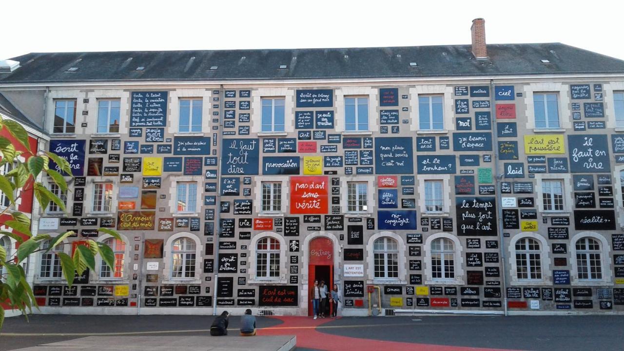 Les Hirondelles Bed & Breakfast อังแซ็ง ภายนอก รูปภาพ